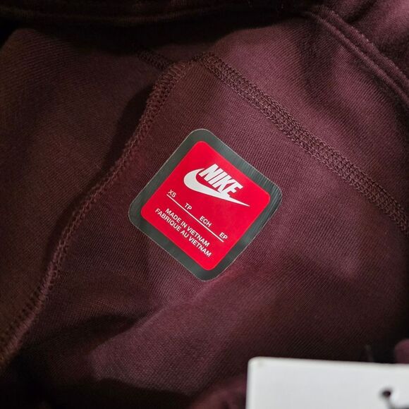 Nike Tech Fleece Reflective Joggers Pants Maroon Black Silver Men's Size XS New - Picture 7 of 8